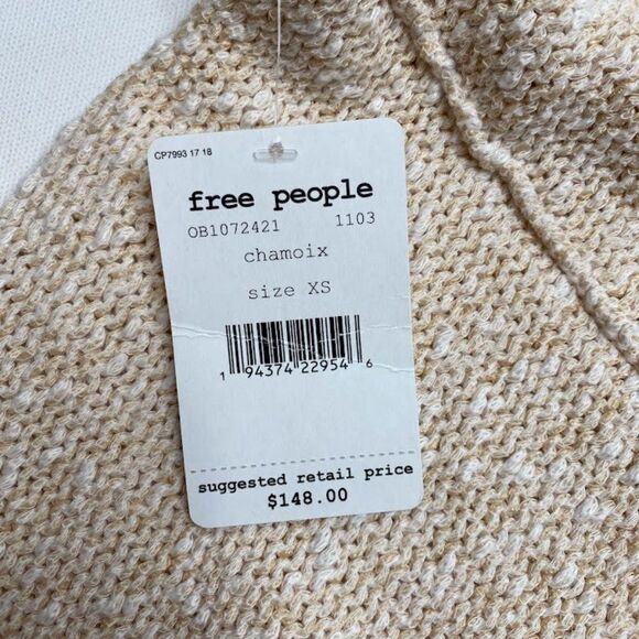 Free People NEW Beige Oversized Soft V-Neck Sweater Top XS - Picture 9 of 9